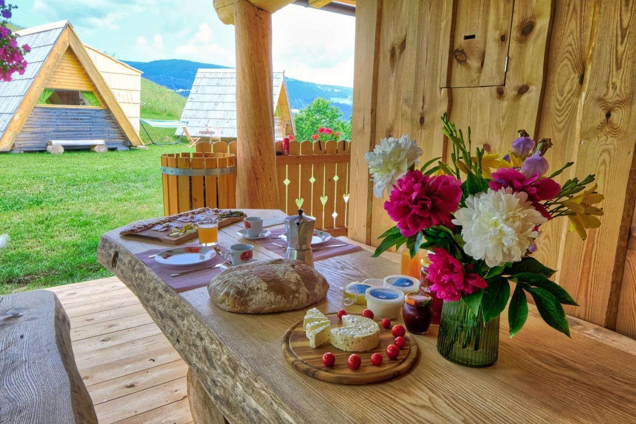 Glamping Brodej Hotel Vitanje Kültér fotó