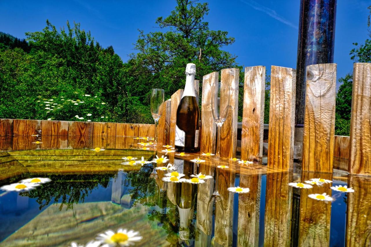 Glamping Brodej Hotel Vitanje Kültér fotó