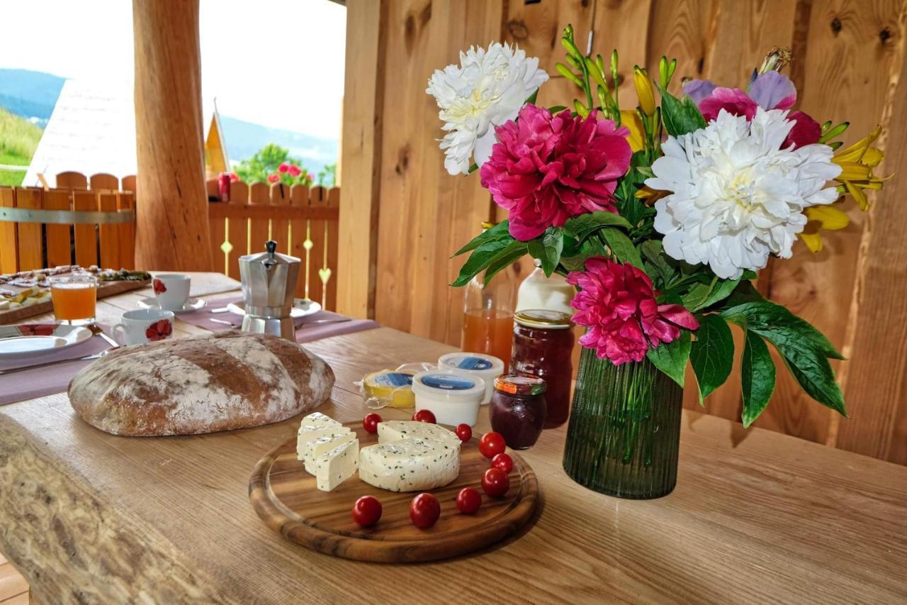 Glamping Brodej Hotel Vitanje Kültér fotó