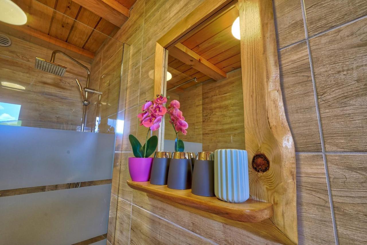 Glamping Brodej Hotel Vitanje Kültér fotó